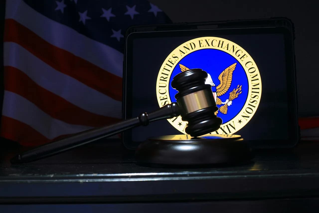 Gavel and USA flag representing federal regulatory approval for a national trust bank charter